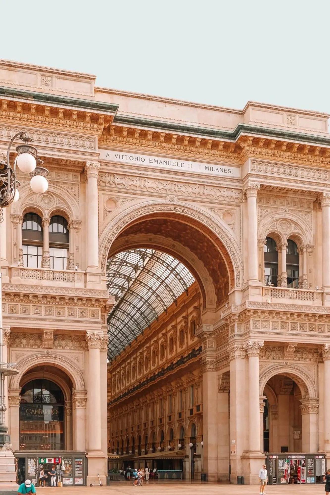 מילאנו The Boutique Houses - Iconic Suite In Galleria Duomo With Private Parking מראה חיצוני תמונה